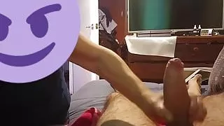 A mi tia le encanta masturbarme