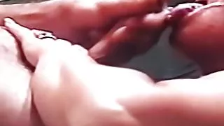 ins Gesicht gespritzt