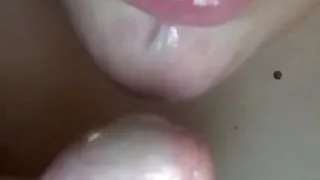 Girlfriend enjoys cum