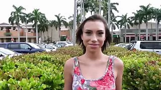 Amber Faye is up for an outdoor quickie in exchange for cash