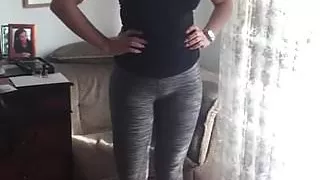 Viktoria has perfect toes in Sandals