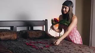 Twisyts - Kobe Sara - Step Mom Knows Best