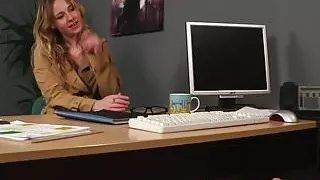 Cum thirsty babe facialized after blowjob