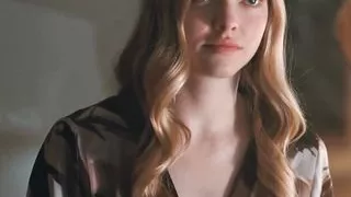 Amanda Seyfried and Julianne Moore - 'Chloe'