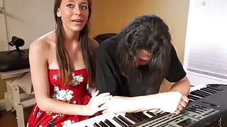 Cute amateur gets fucked hard wanting to be a singer