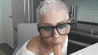 Milf with big tits webcam