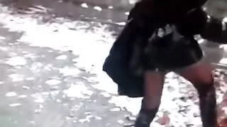 mate larbin et branle toi