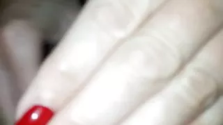 Sie fickt sich mit dem Dildo - she fucks herself with dildo