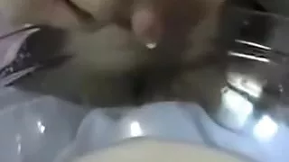 Mein Cowgirl gibt mir ihre Milch