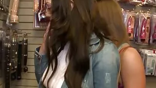 Four dykes dildoing each other