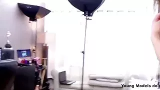 Süßer Teenager wird beim Casting von einem Agenten gefickt