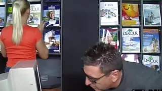 Ficken in der Buecherei