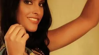 Sensual Nude Exposure From Bollywood