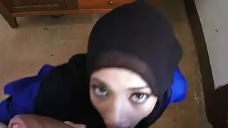 Mouthfucked Arab