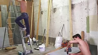 A young painter smashed by his colleague