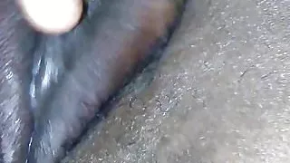 Bbw rubbing ebony pussy til she cums