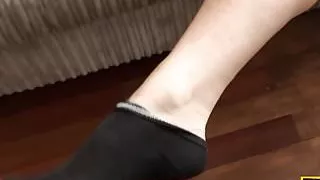 Skanky alternative brit enjoy fingerfucking herself