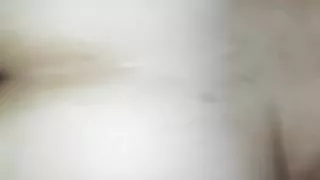 Je baise ma salope en levrette