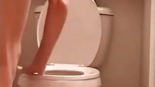 sexy lady peeing