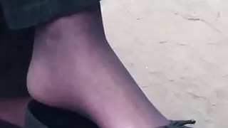 Foot Teaser