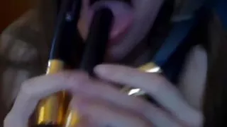 Webcam Slut Masturbates on the Carpet with Makeup Brushes