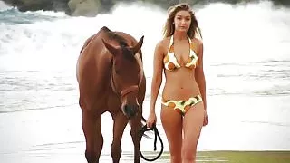 Gigi Hadid - Come and get me