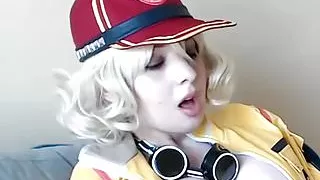 For Sue fans only her orgasm face