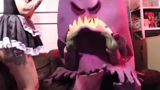 La Vore Girl News 3-30-17 - Vee Valentine