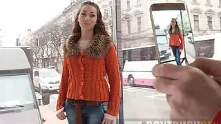 Leyla Bentho shows her oral skills