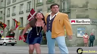 Karisma Kapoor Bollywood Hottie