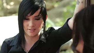 Tattooed lesbian strapon fucking dyke babe