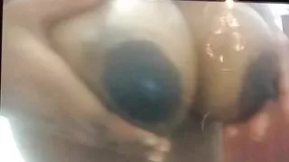 Negrita calentandome, cerda !