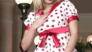 Twistys - Queen For A Day - Marry Queen