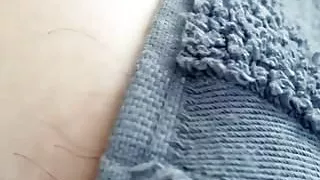 gros seins avec tetons qui pointent