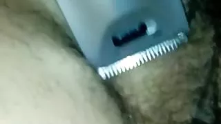 shaved wife's pussy 1