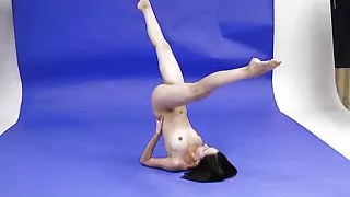 Show of Flexyteen Markova continues