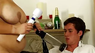 Mature plumper facesitting before penis pump