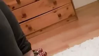 feet shoes test arab