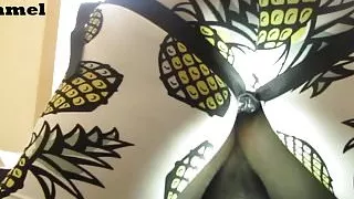 Pegging in Leggings Preview