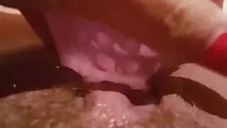 Who wants to fuck my hairy pussy?