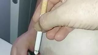 Jugando con sus Tetas