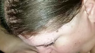 Sexy curvy carla a little head before bed