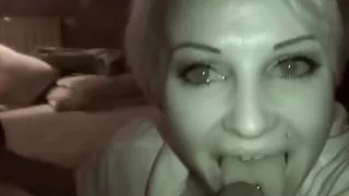 One Night Stand lutsch Schwanz und Eier in Nightvision Video