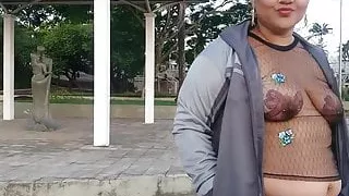 Exhibitionism in street public