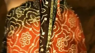 She Will Entice You With Beauty