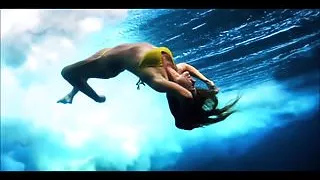 Naked girls on music