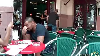 Drecksau aus einer Bar abgeschleppt und weggefickt