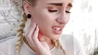 PAWG babe Naomi Woods bounces on hard fuck stick outdoors