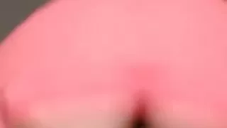 Big white ass shaking