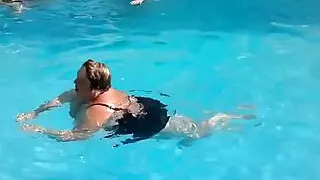 BBW step mom pool